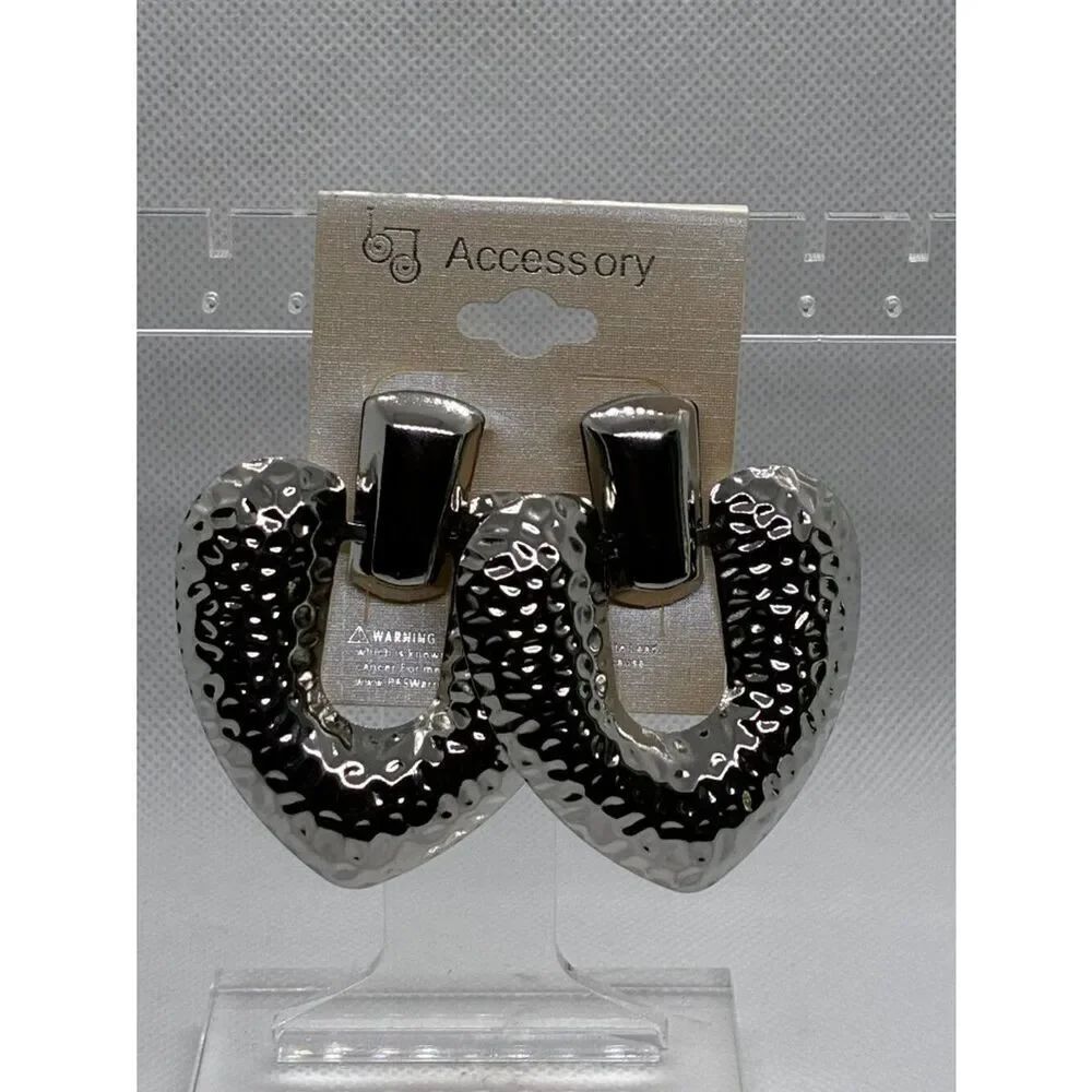 3For$20 LG Silver Tone Hammered Hoop Earrings Chucky Statement Bold Earrings